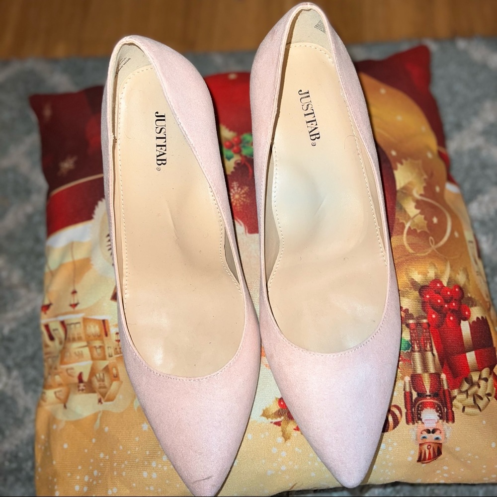 Nice shoes 👠